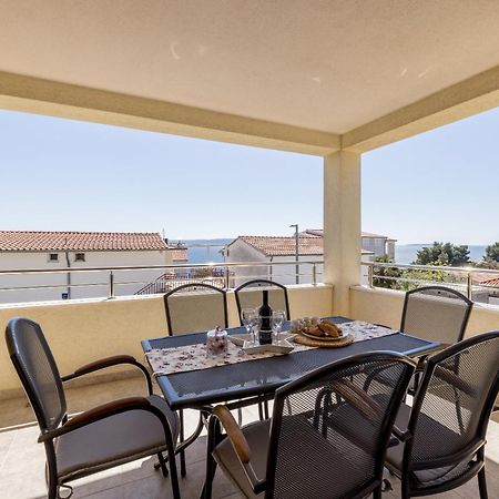 Apart Sa Terasom 250M Od Plaze,Parking,Wi Fi,Rostilj Трогір Екстер'єр фото