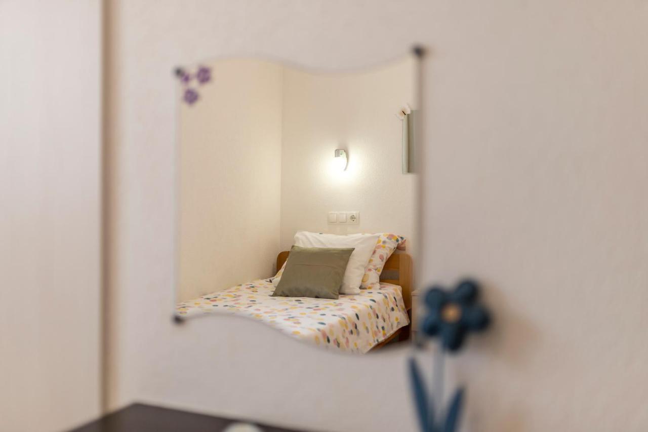 Apart Sa Terasom 250M Od Plaze,Parking,Wi Fi,Rostilj Трогір Екстер'єр фото